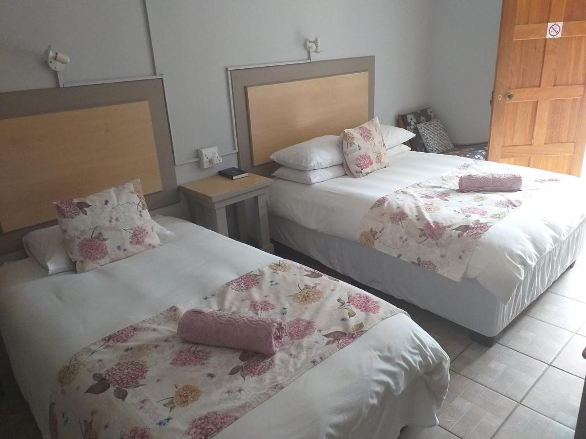 Hopetown Guesthouse Esterno foto